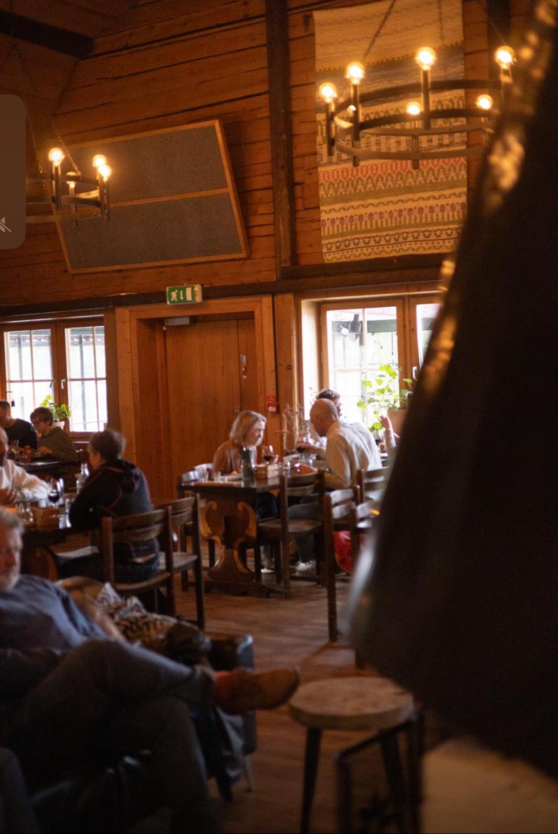 Akulla Outdoor Resort Rolfstorp ภายนอก รูปภาพ
